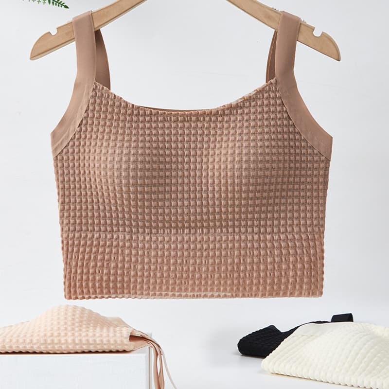 ヨガウェア タンクトップ 内蔵カップ付き無地ショート丈タンクトップ