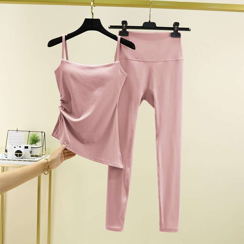 ヨガウェア シルキータッチ ヨガタンク&レギンスセット