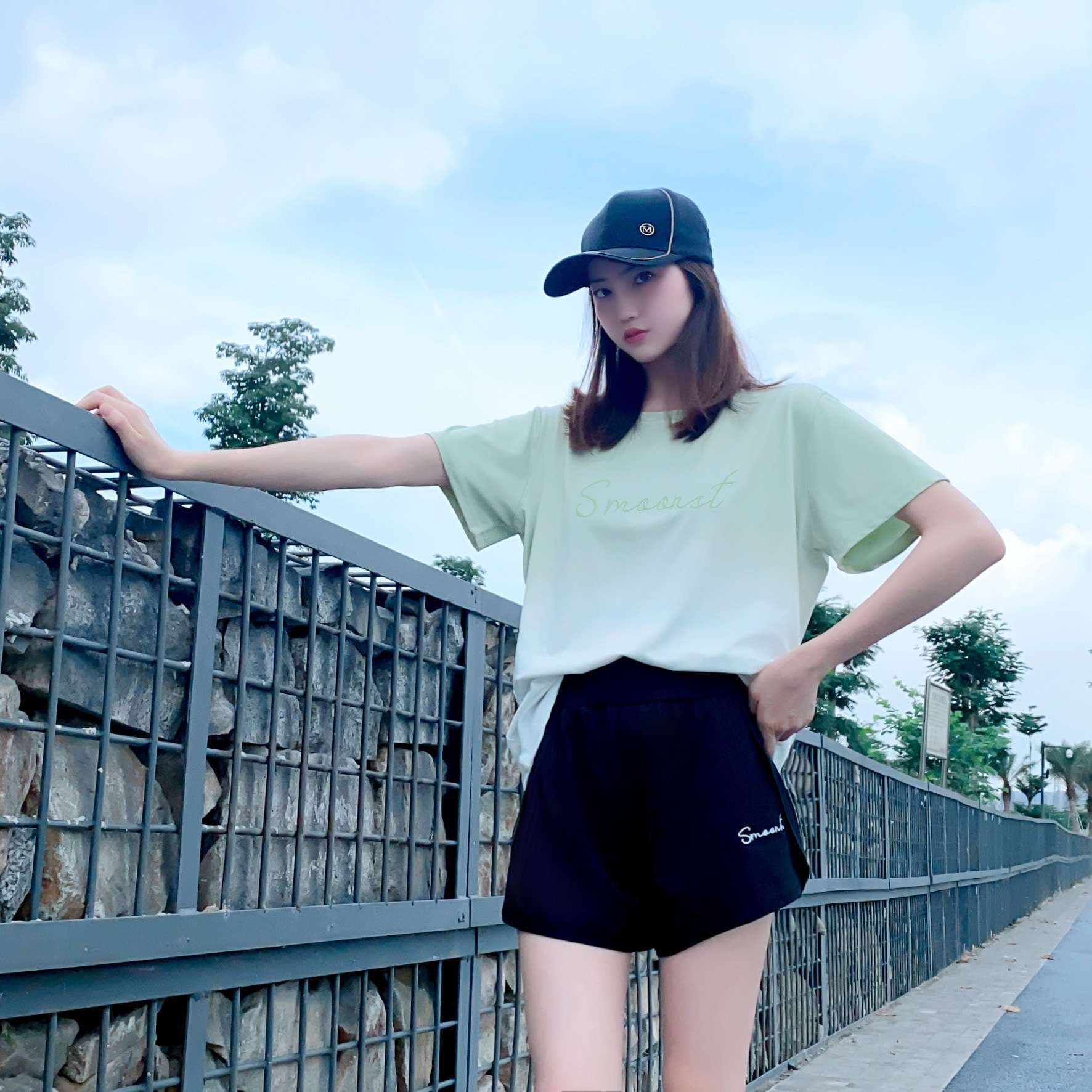 ヨガウェア グラデーションデザイン ゆったりTシャツ