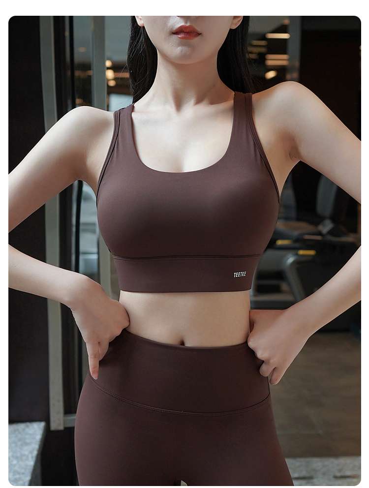 ヨガウェア メッシュ切り替えスポーツブラ