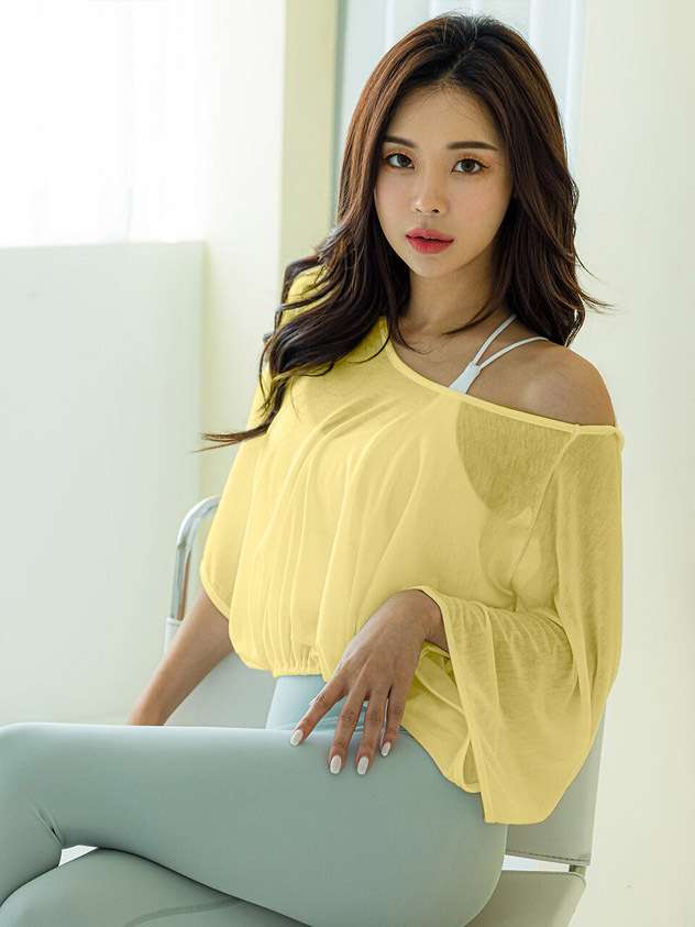 ヨガウェア ゆったりドレープヨガトップス