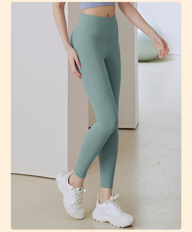 ヨガウェア ヨガウェア シルエット美尻レギンスパンツ