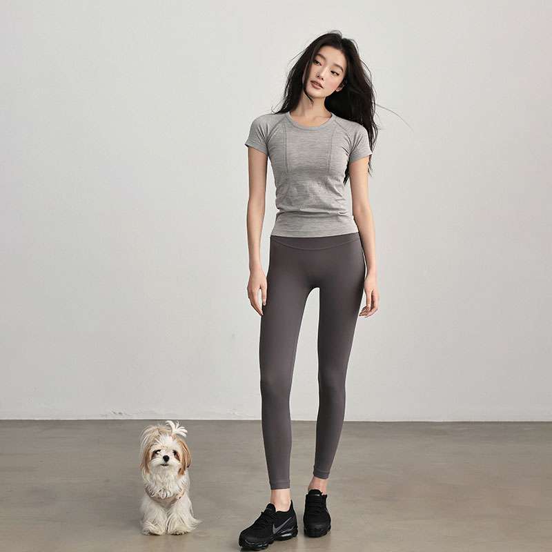 ヨガウェア しなやかフィット ヨガTシャツ