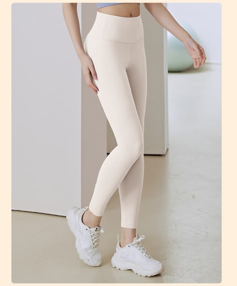 ヨガウェア ヨガウェア シルエット美尻レギンスパンツ