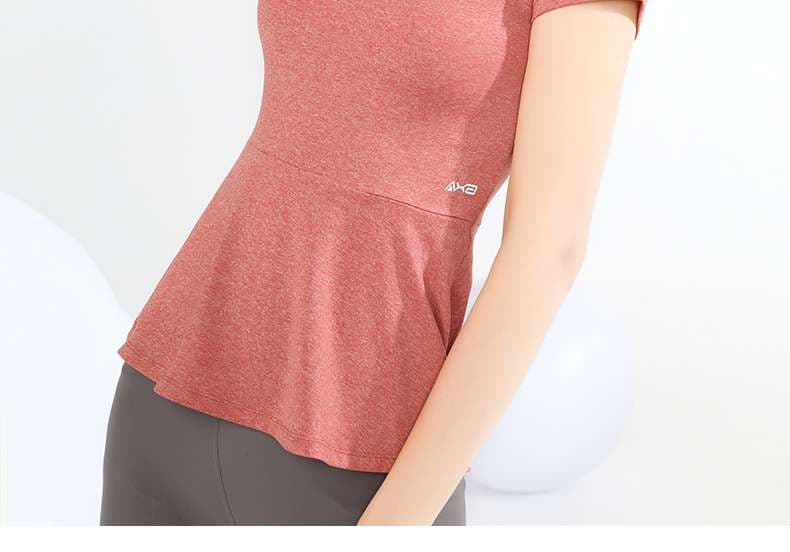 ヨガウェア ゆったりフィット美シルエットヨガシャツ