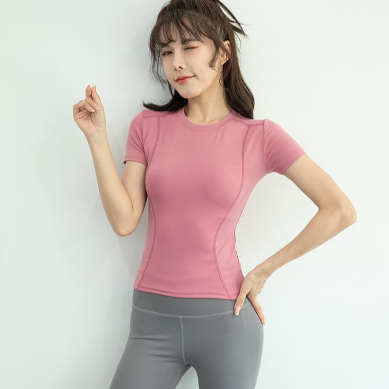 ヨガウェア ヨガウェア やわらか肌触り シームレス半袖トップス