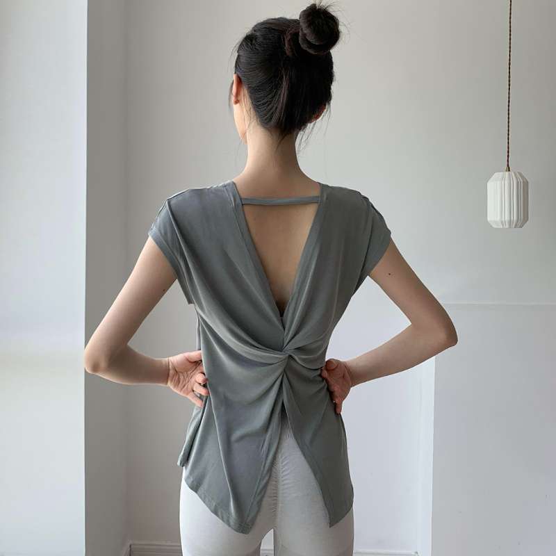 ヨガウェア 背中開きツイストデザインヨガトップス