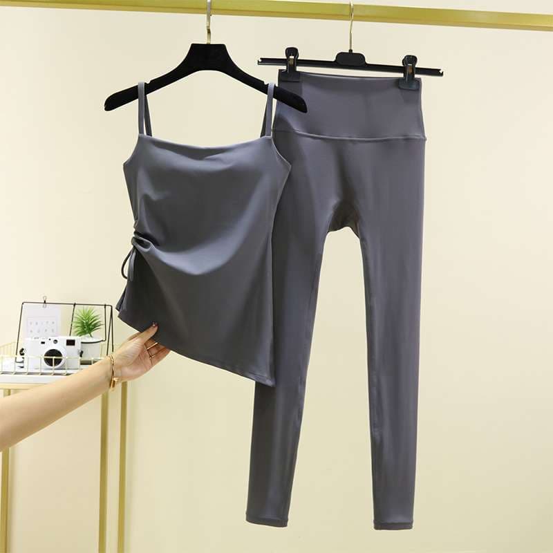 ヨガウェア シルキータッチ ヨガタンク&レギンスセット