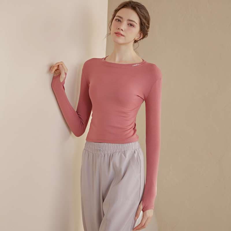 ヨガウェア しなやかフィットロングスリーブヨガトップス