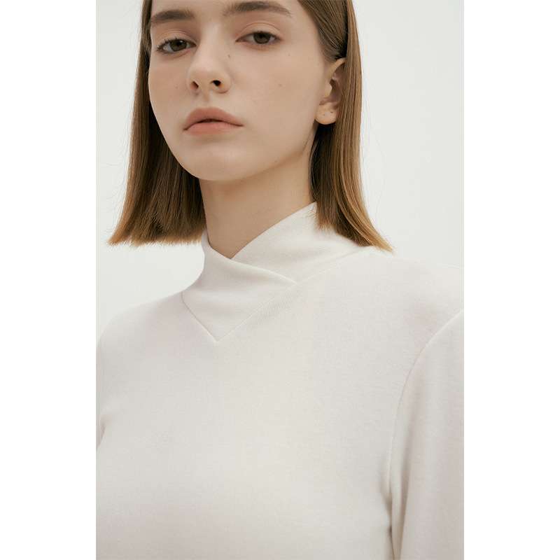 ヨガウェア エレガントモックネックヨガトップス