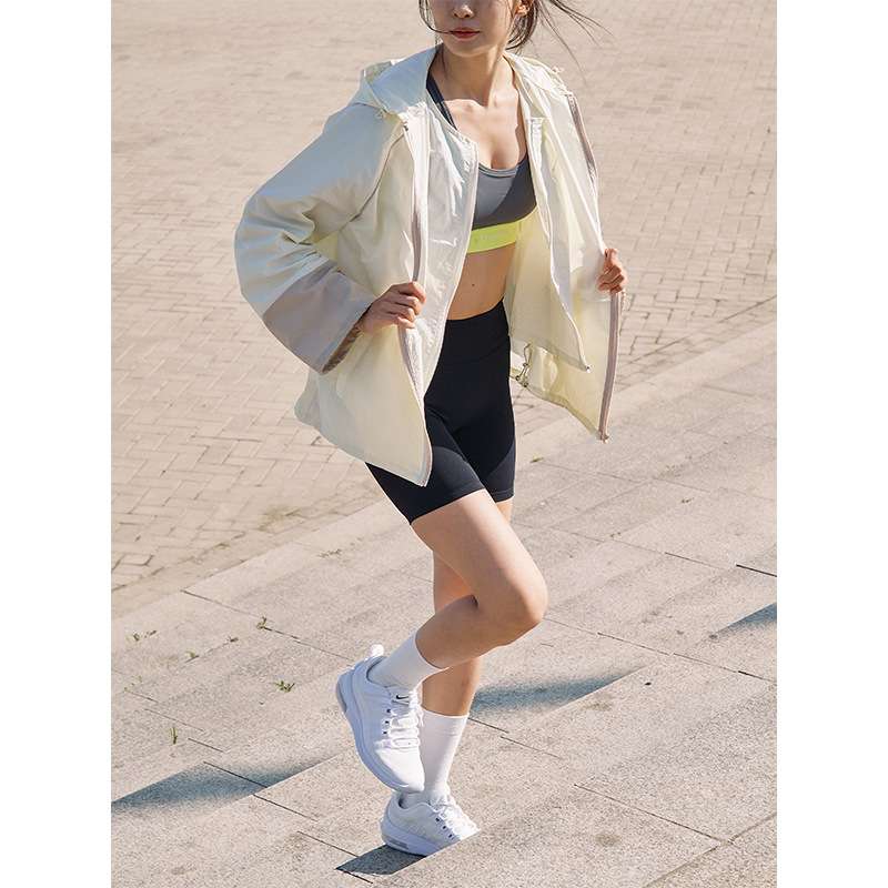 ヨガウェア さわやかシアーフードジャケット