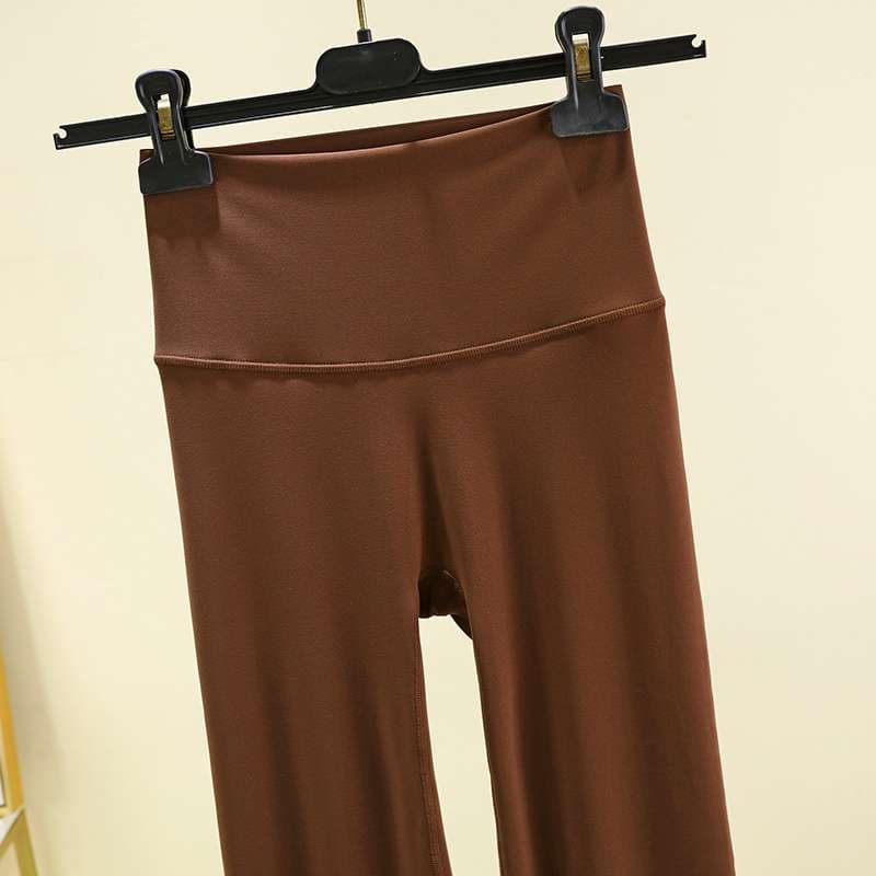 ヨガウェア シックブラウンヨガセットアップ
