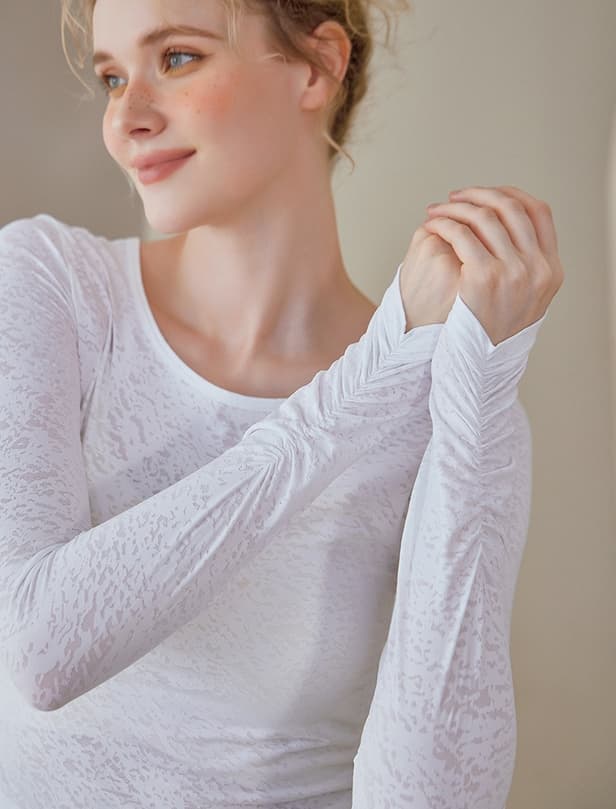 ヨガウェア 速乾長袖ヨガトップス フード付きパーカー