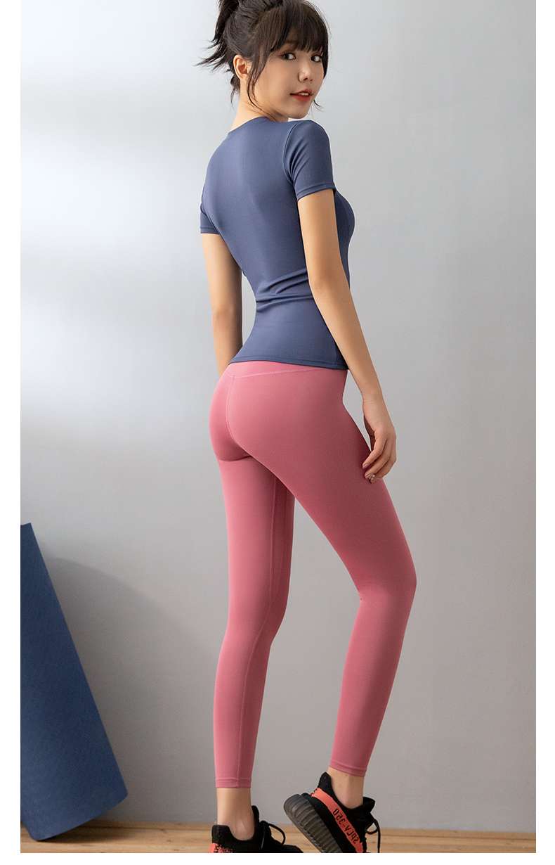 ヨガウェア スリムフィット ヨガ半袖Tシャツ