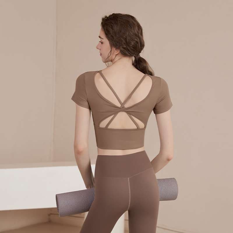 ヨガウェア クロスバックデザイン クロップドヨガトップス