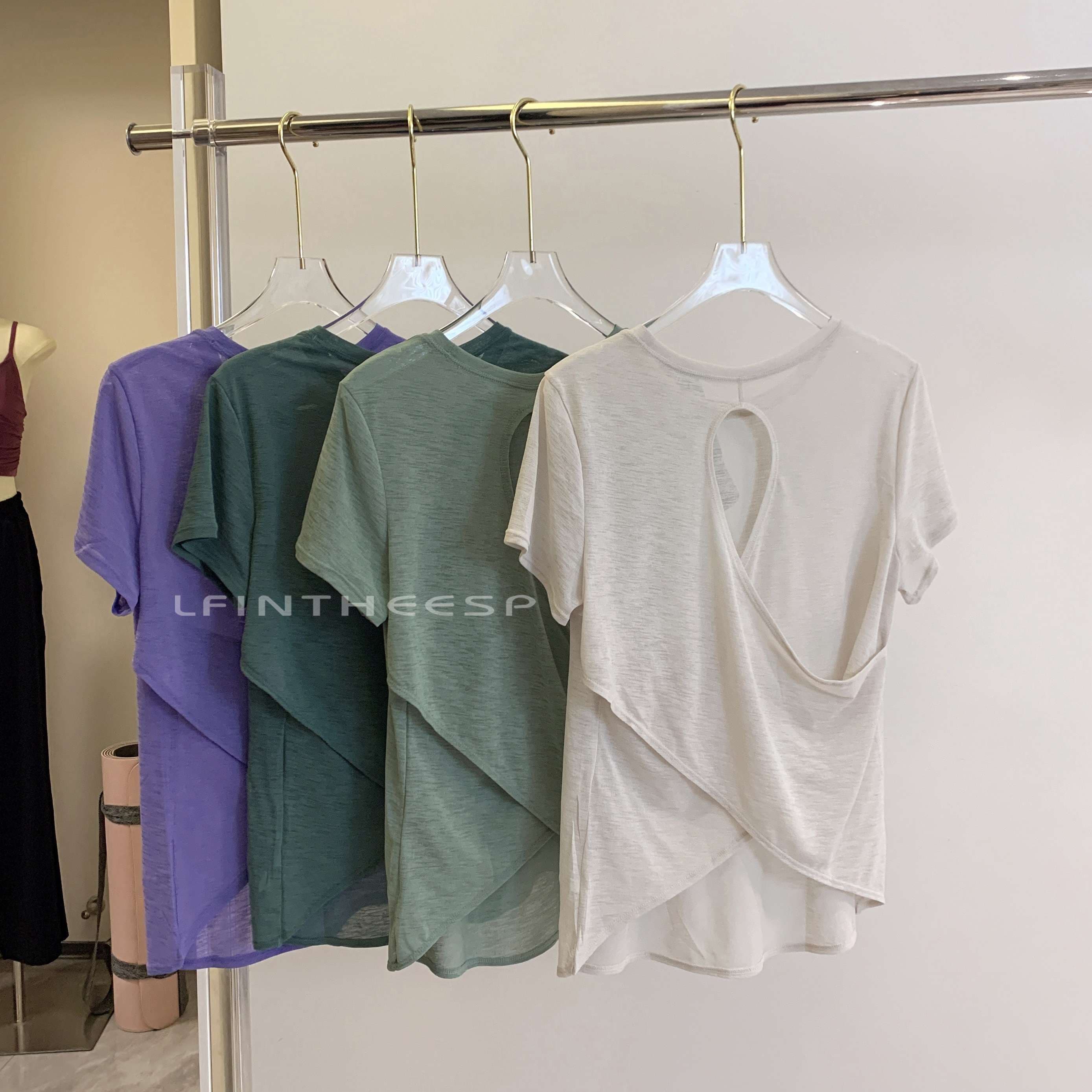 ヨガウェア エアリーバックデザインヨガTシャツ