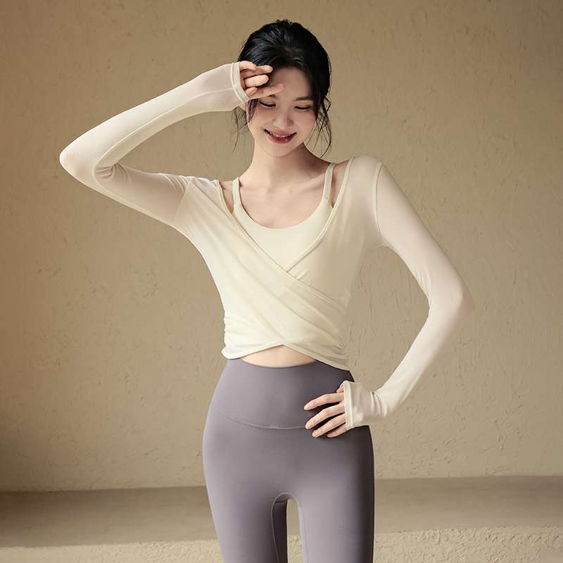 ヨガウェア クロスラップデザイン ヨガトップス