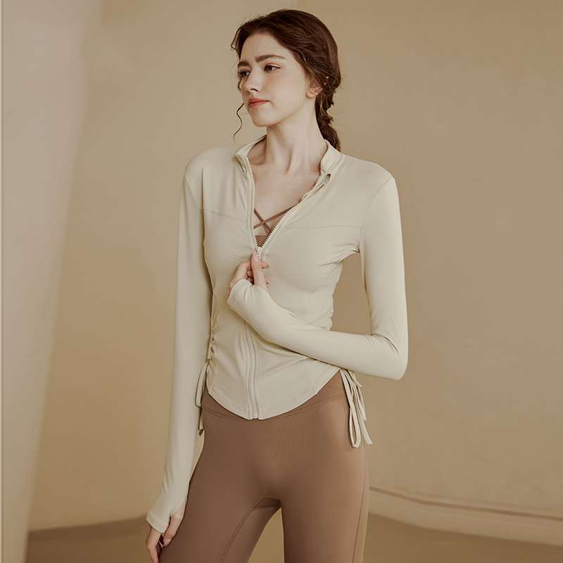 ヨガウェア エレガントジップアップヨガセット