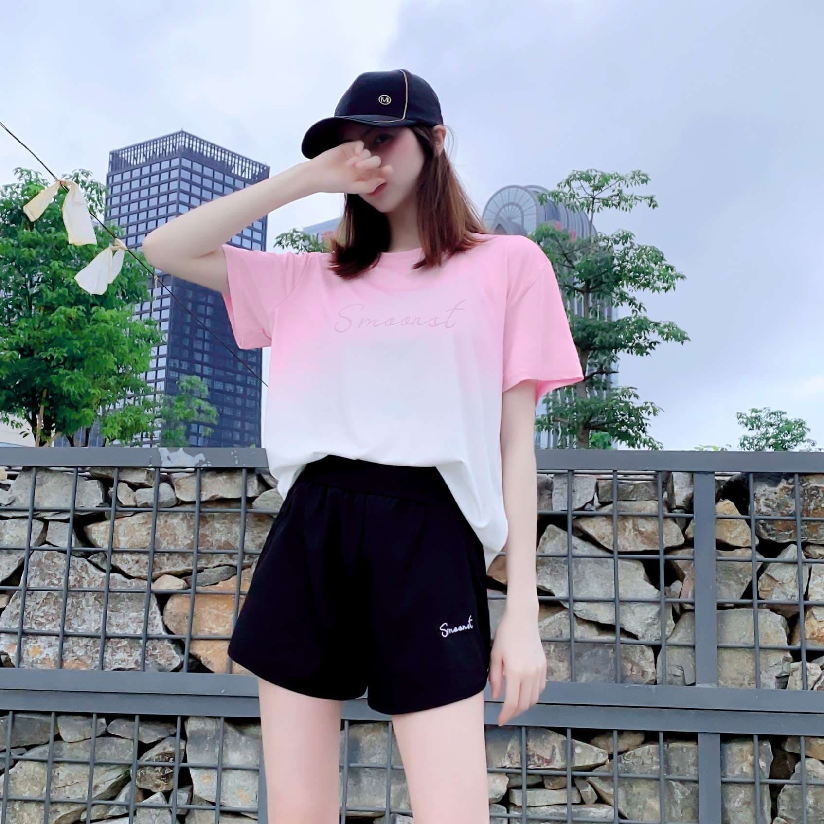 ヨガウェア グラデーションデザイン ゆったりTシャツ