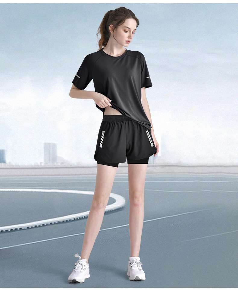 ヨガウェア スポーツ用Tシャツ&ショートパンツセット