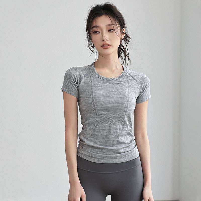 ヨガウェア しなやかフィット ヨガTシャツ