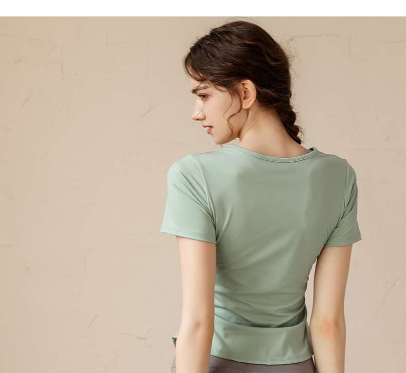 ヨガウェア しなやかフィット ヨガセットアップ