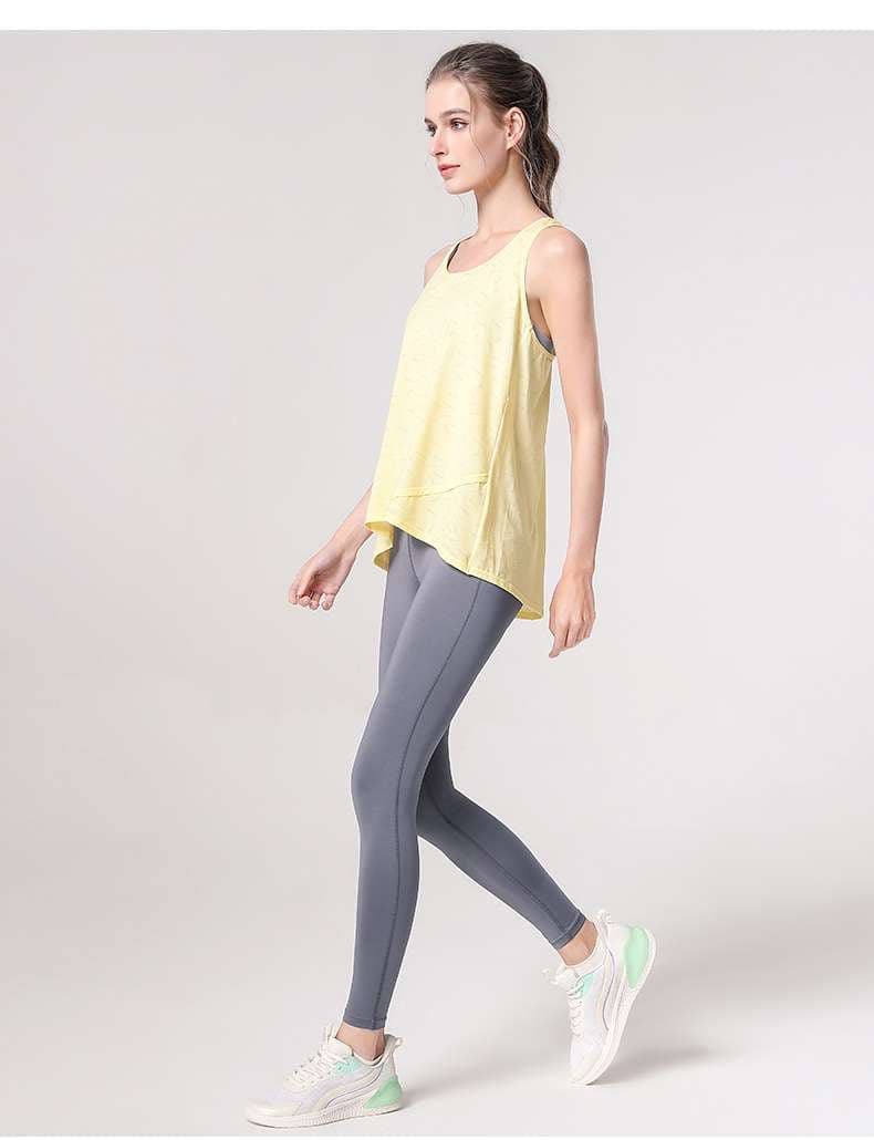 ヨガウェア ゆったりフィットヨガタンクトップ