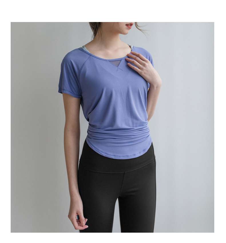 ヨガウェア 背中開きスリットヨガTシャツ