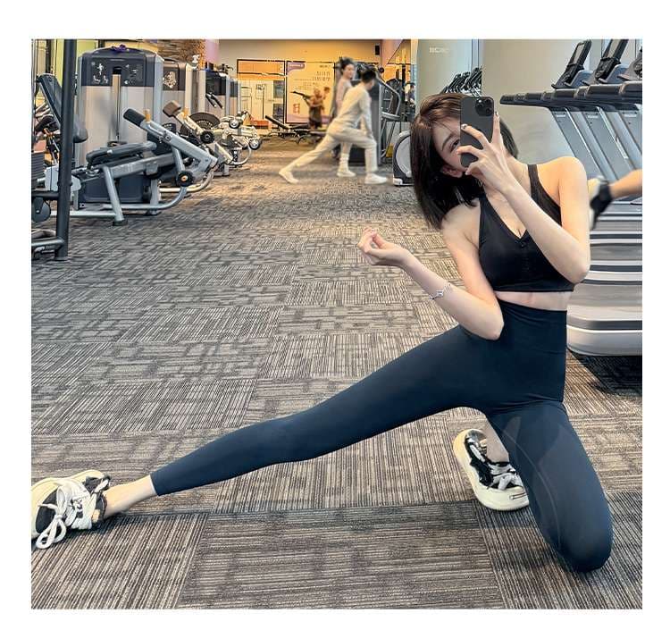 ヨガウェア ハイウエストシームレスヨガレギンス