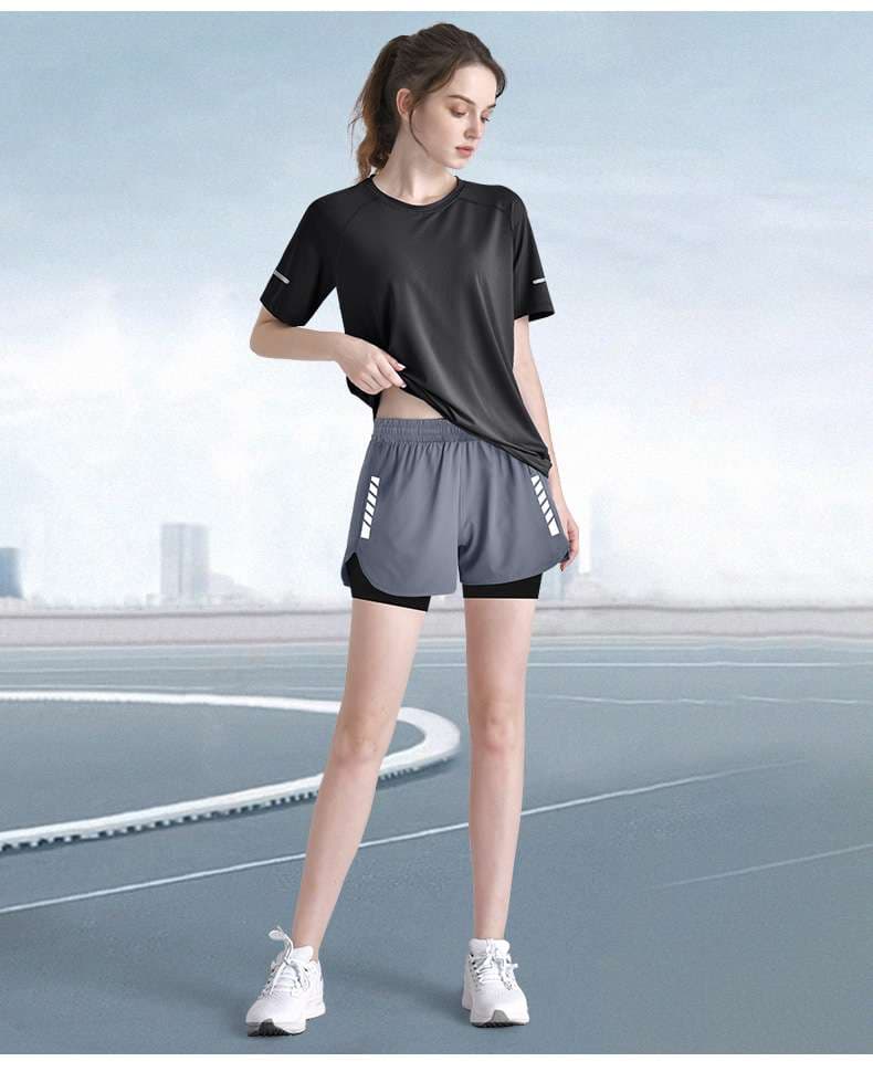ヨガウェア スポーツ用Tシャツ&ショートパンツセット