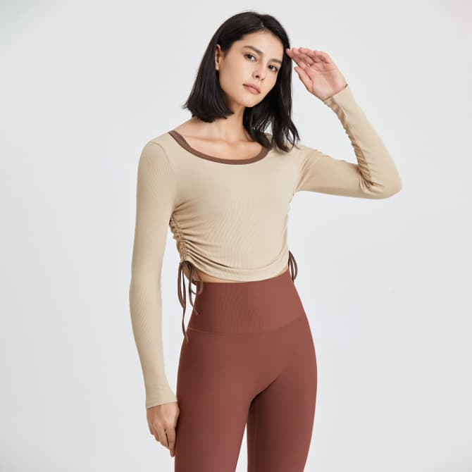 ヨガウェア 2025新作 サイドシャーリング長袖ヨガトップス