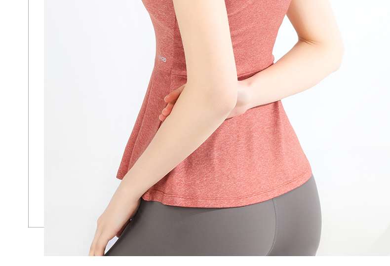 ヨガウェア ゆったりフィット美シルエットヨガシャツ