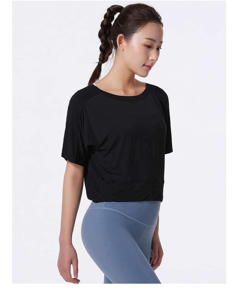 ヨガウェア バックオープンゆったりヨガTシャツ