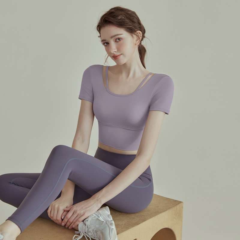 背中開きヨガウェア上下セット