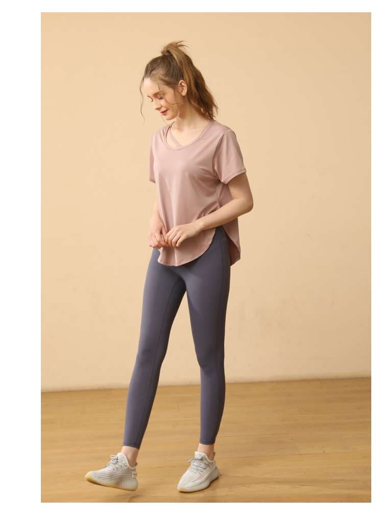 ヨガウェア リラックスフィット ヨガTシャツ