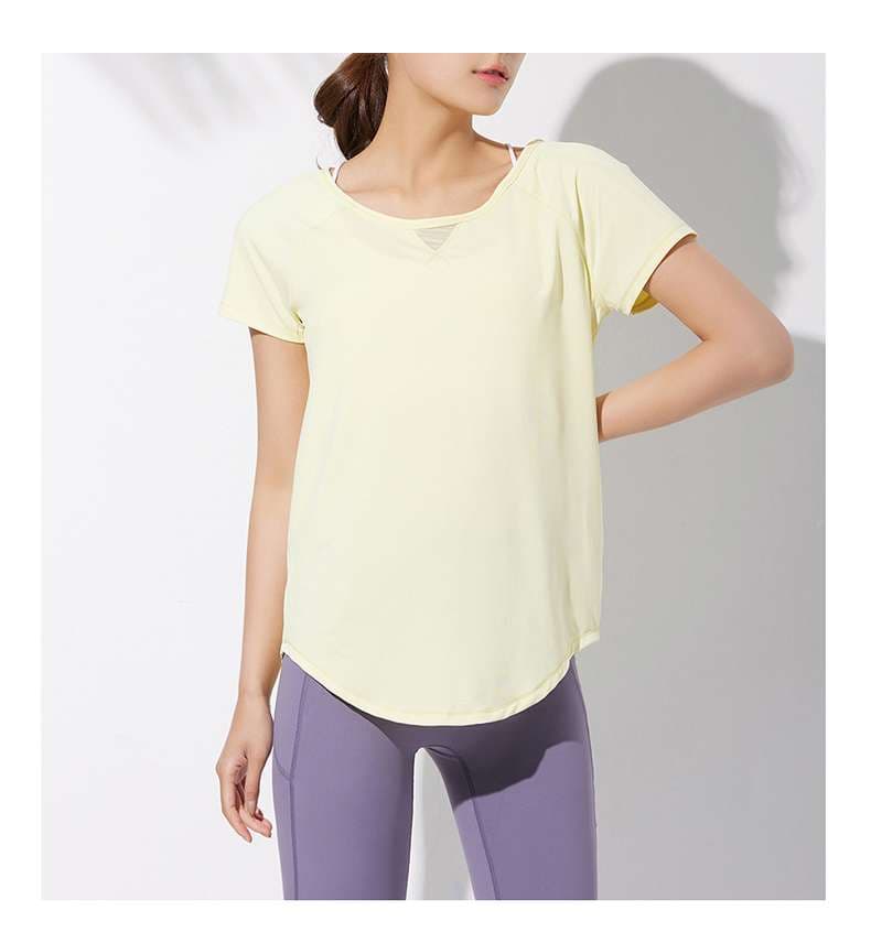 ヨガウェア 背中開きスリットヨガTシャツ