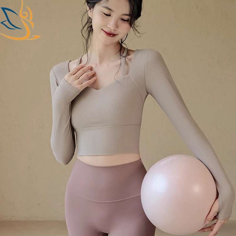 ヨガウェア スリムフィットロングスリーブヨガトップス
